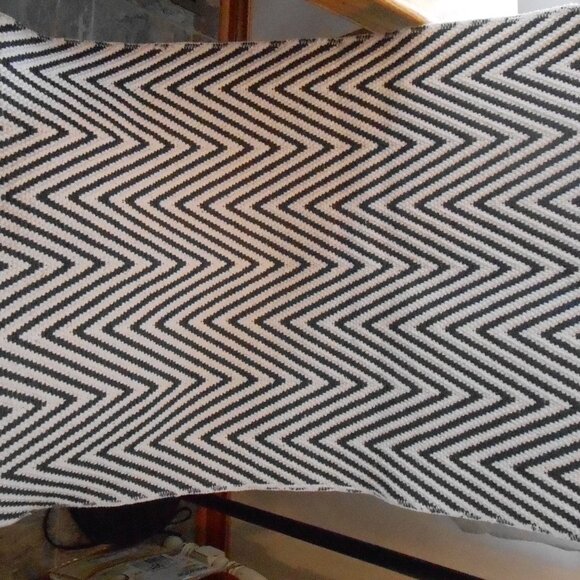 Dark Gray And White Chevron Patterned Cotton Rug 21.5"W X 35"L-SKU 703-1005 - Picture 2 of 3
